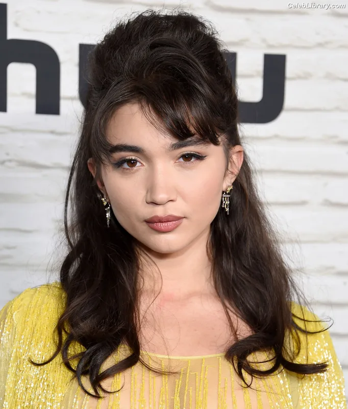 Rowan Blanchard photo 1 of 753