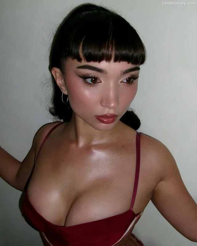 Rowan Blanchard photo 17 of 753