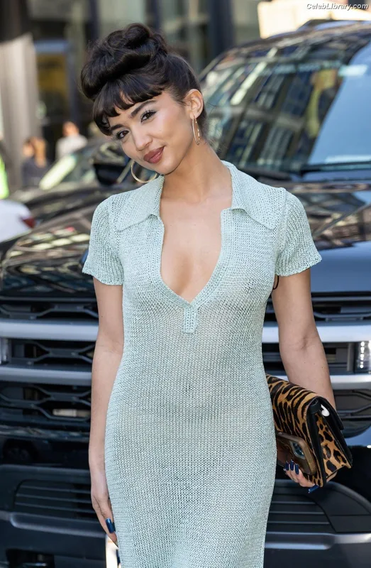 Rowan Blanchard photo 21 of 753