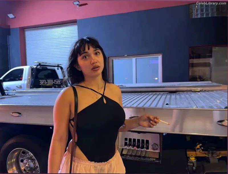 Rowan Blanchard photo 4 of 753