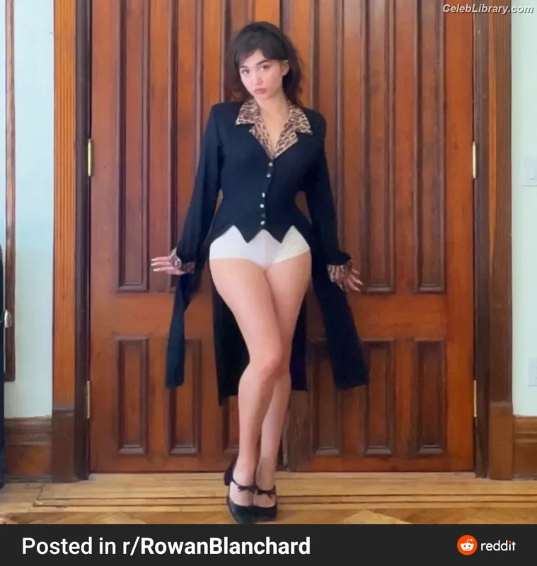 Rowan Blanchard photo 21 of 753