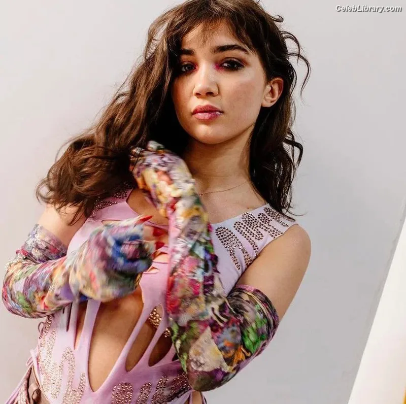 Rowan Blanchard photo 23 of 753