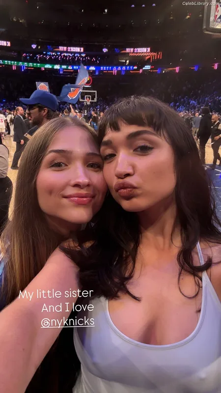 Rowan Blanchard photo 22 of 753