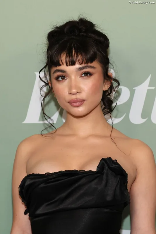 Rowan Blanchard photo 5 of 753