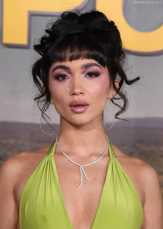 Rowan Blanchard photo 17 of 753