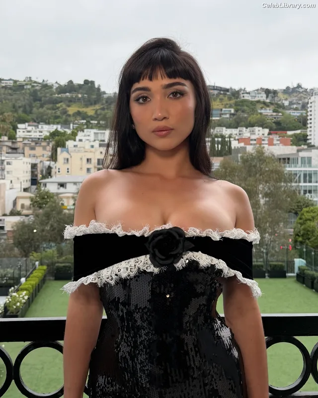 Rowan Blanchard photo 5 of 753