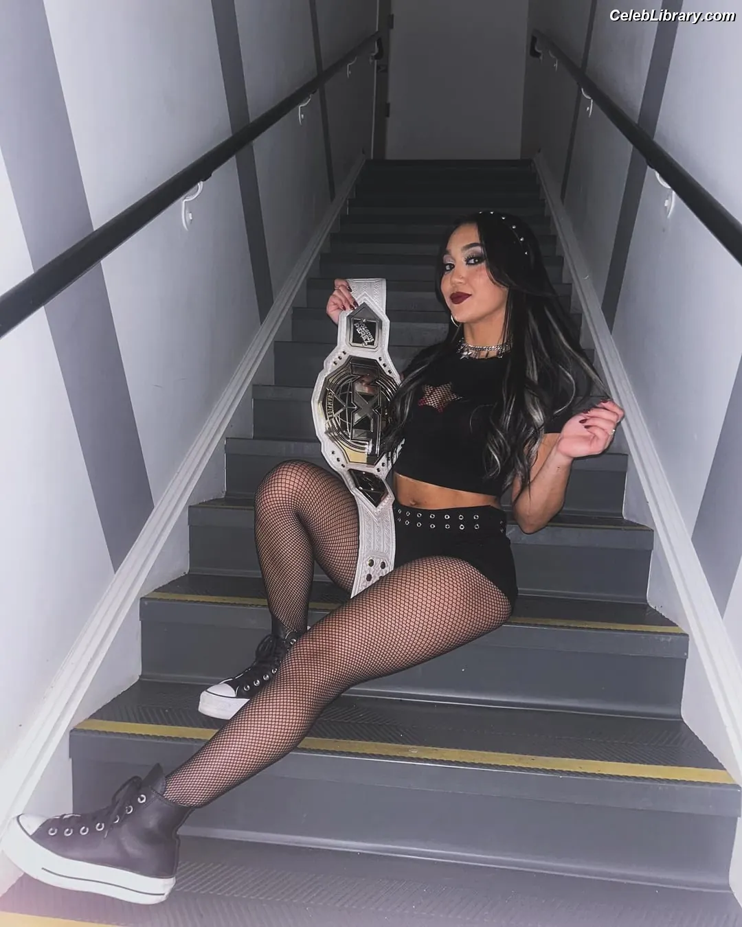 Roxanne Perez photo 22 of 1587