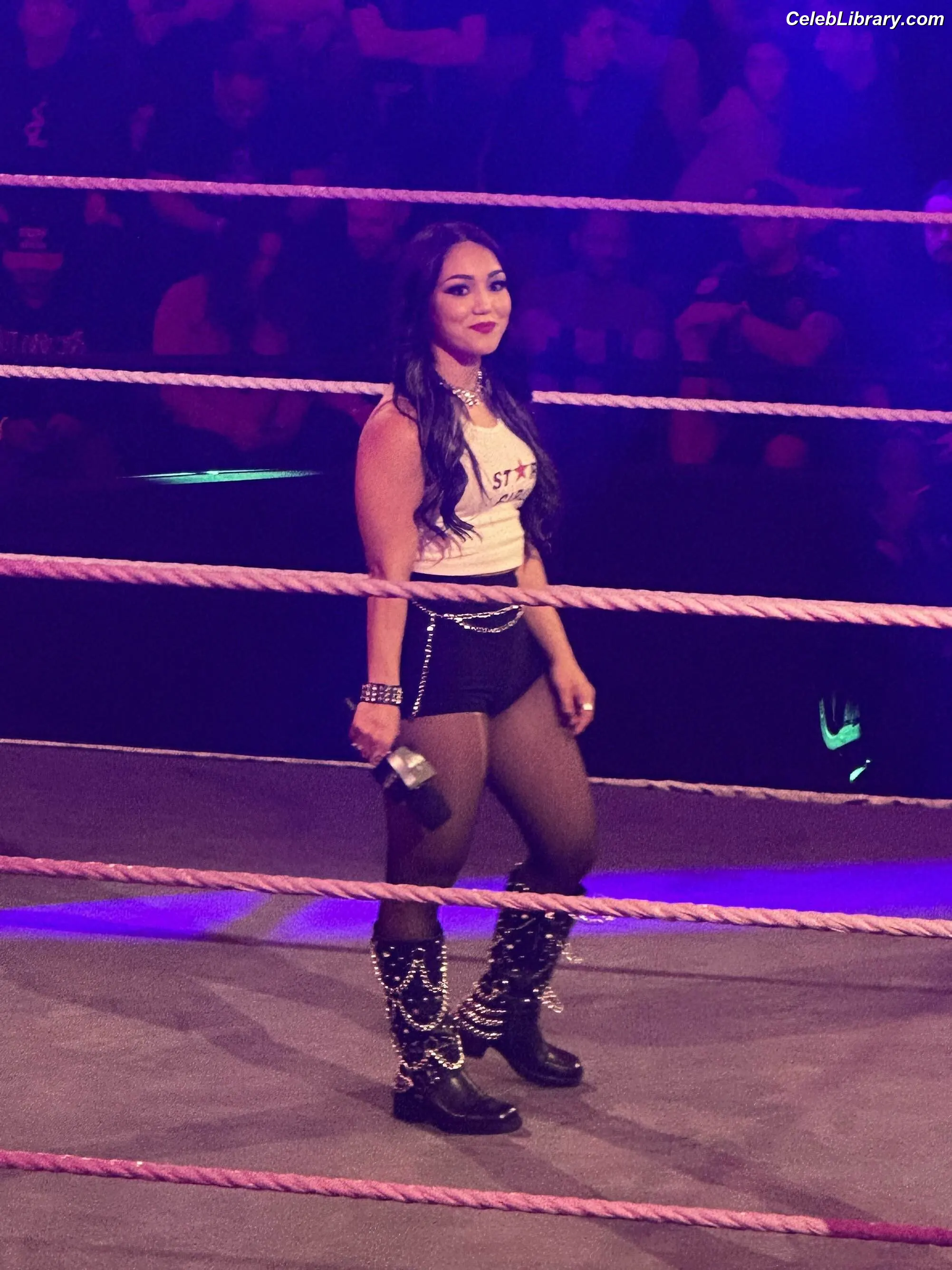 Roxanne Perez photo 22 of 1587