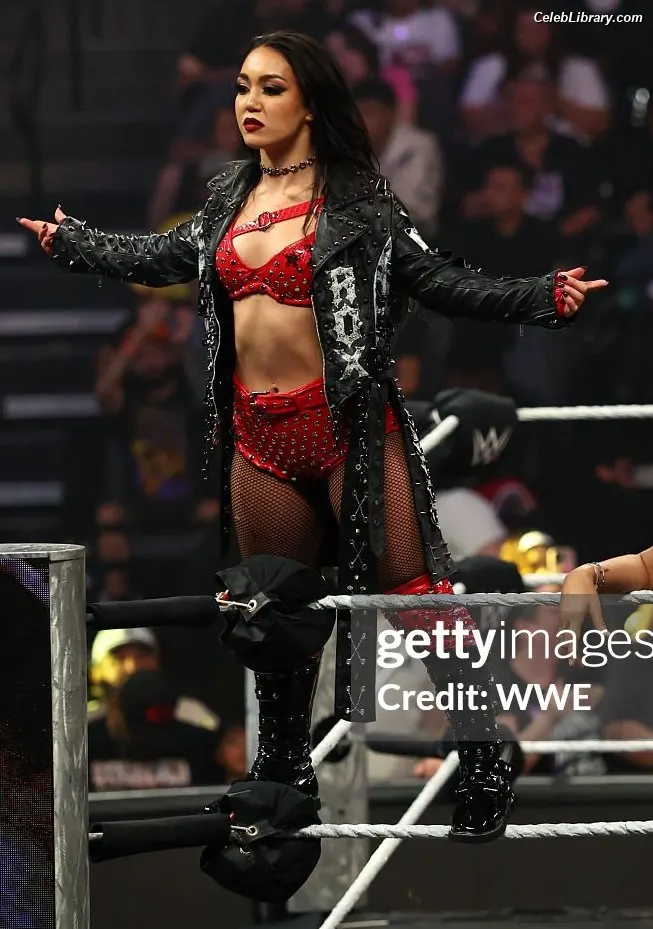 Roxanne Perez photo 3 of 1587