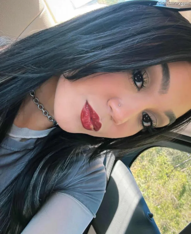 Roxanne Perez photo 13 of 1582