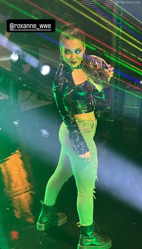 Roxanne Perez photo 4 of 1582