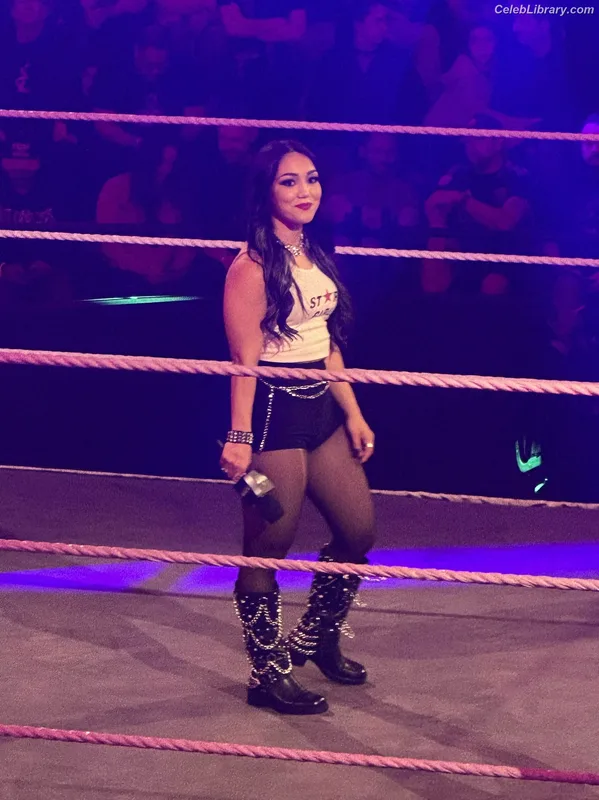 Roxanne Perez photo 22 of 1582