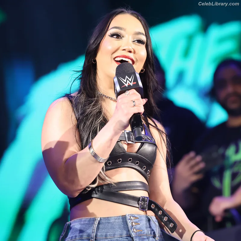Roxanne Perez photo 16 of 1582
