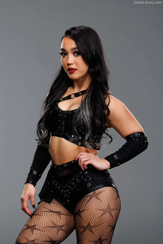 Roxanne Perez photo 16 of 1582