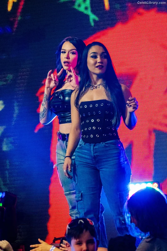 Roxanne Perez photo 10 of 1582