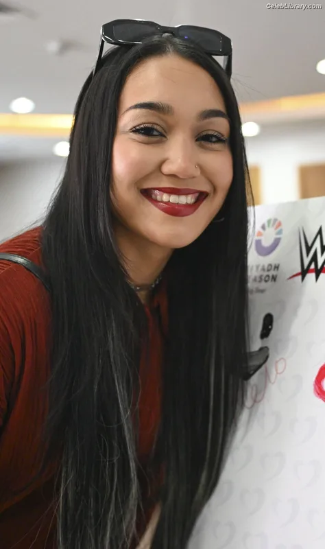 Roxanne Perez photo 20 of 1582