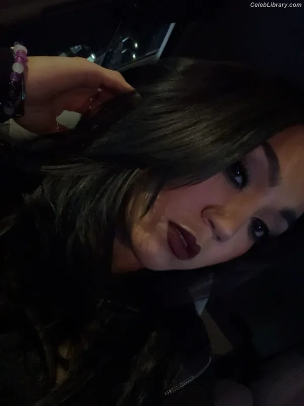 Roxanne Perez photo 21 of 1582