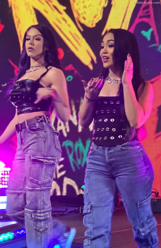 Roxanne Perez photo 4 of 1582