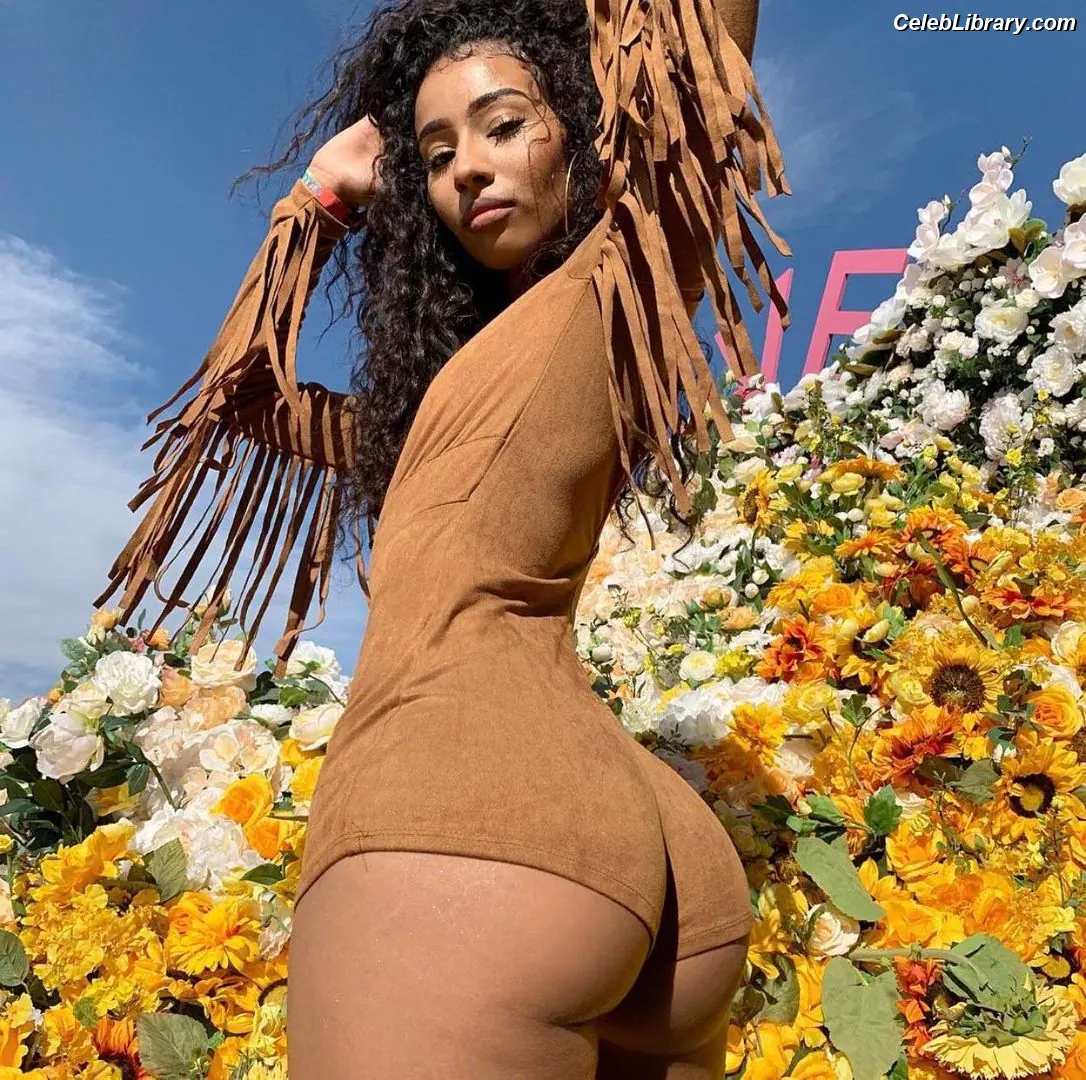 Rubi Rose photo 4 of 1325