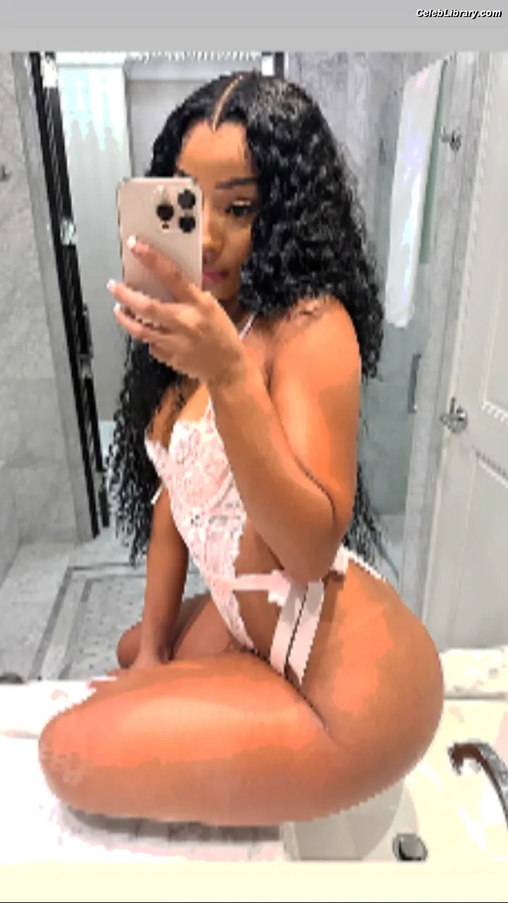 Rubi Rose photo 15 of 1325
