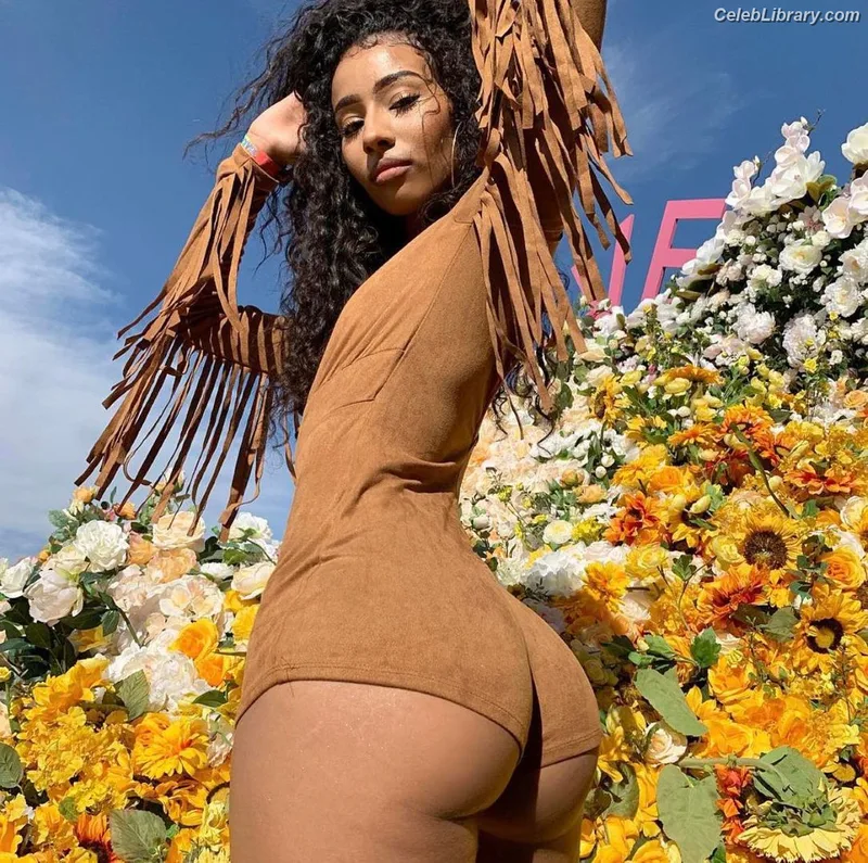 Rubi Rose photo 2 of 1316