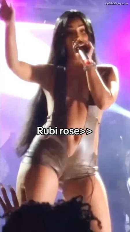 Rubi Rose photo 23 of 1316