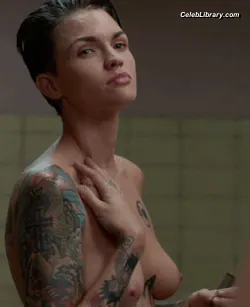 Ruby Rose photo 18 of 45