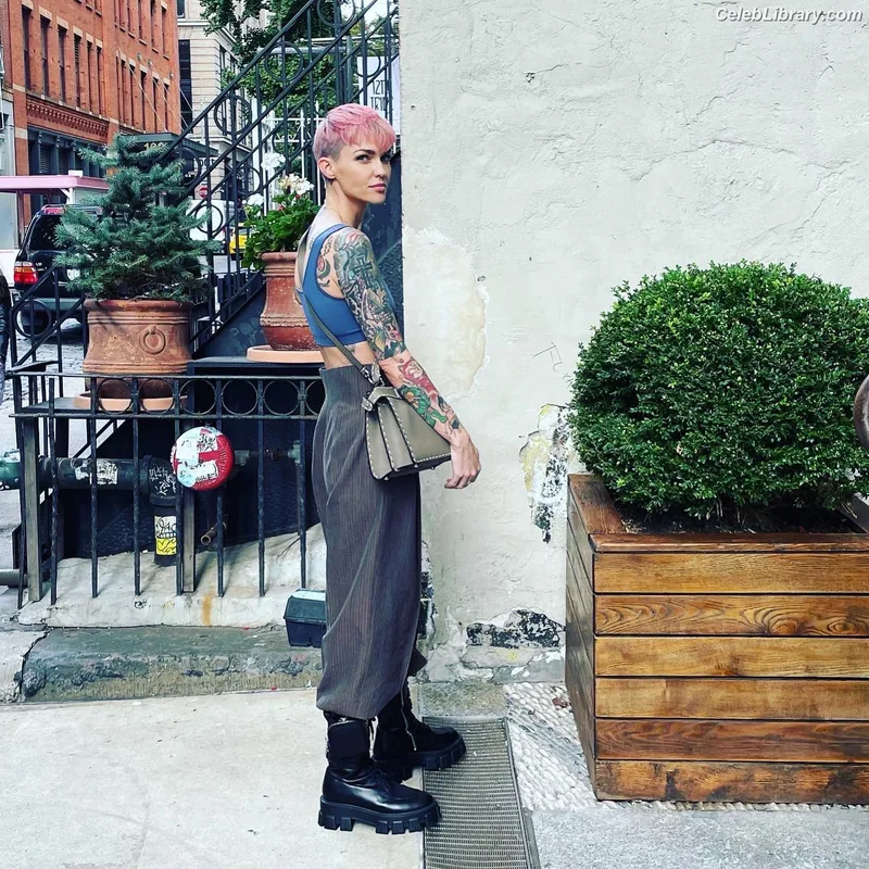 Ruby Rose photo 6 of 45