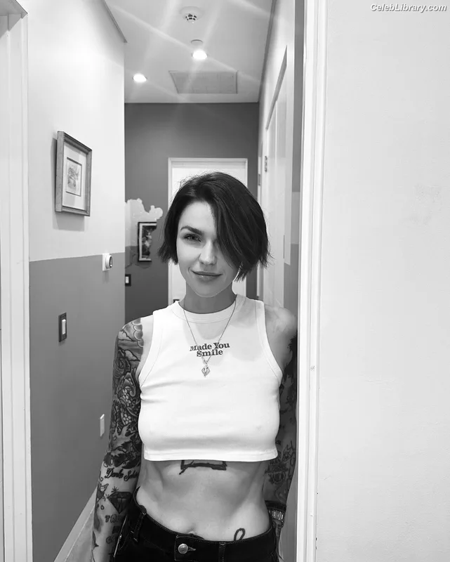 Ruby Rose photo 15 of 45