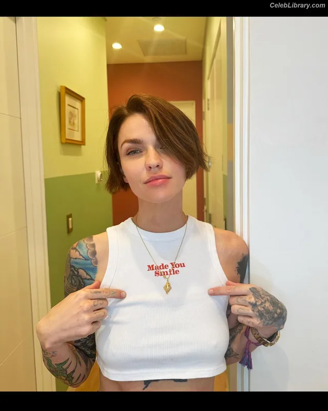 Ruby Rose photo 16 of 45