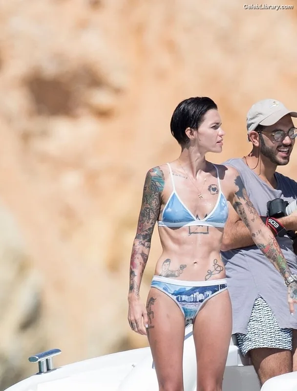 Ruby Rose photo 10 of 45