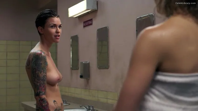 Ruby Rose photo 16 of 45