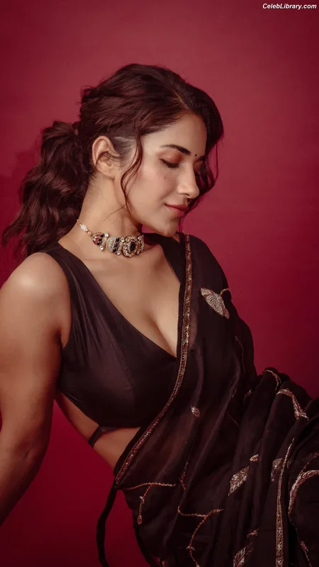 Ruhani Sharma photo 13 of 113