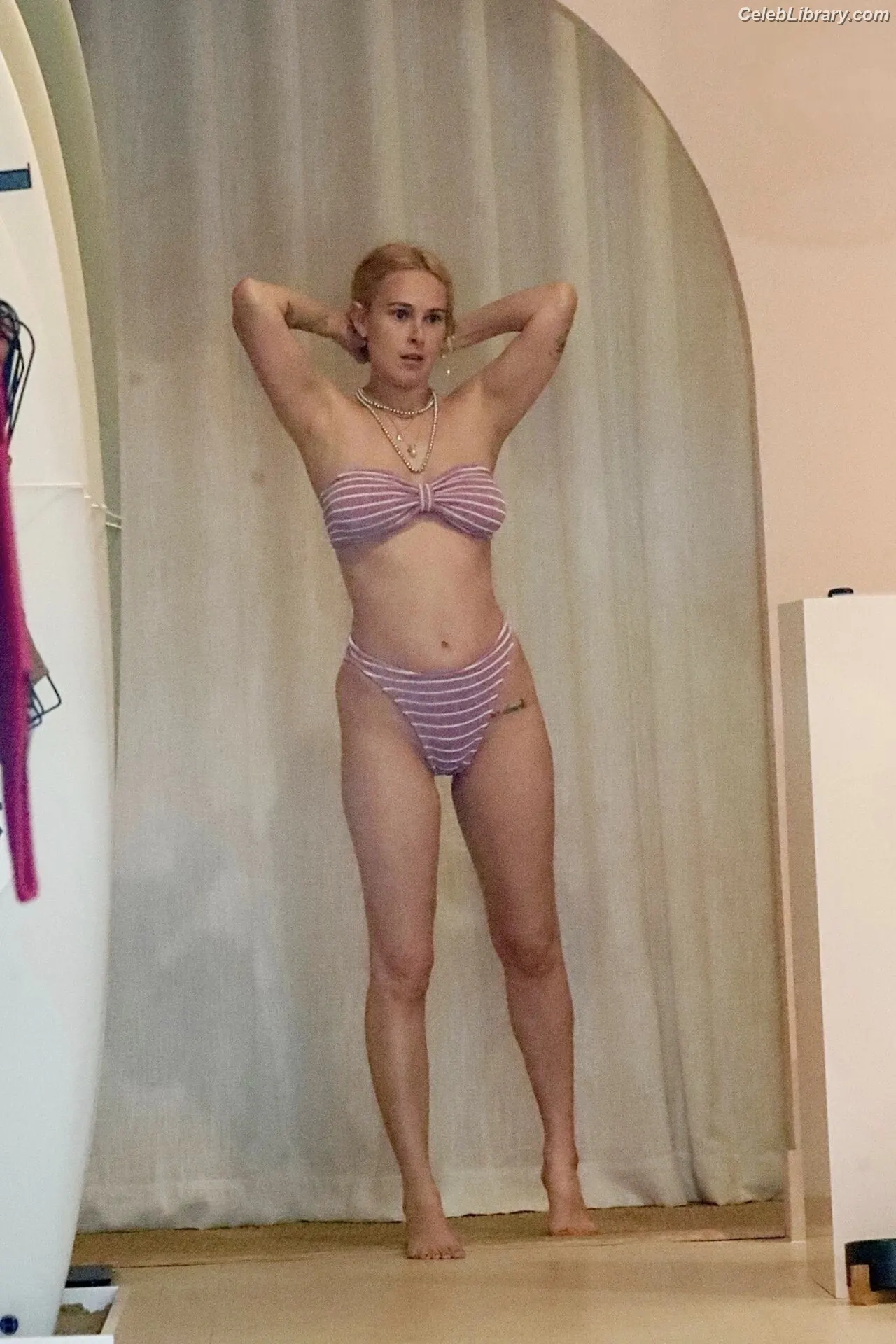 Rumer Willis photo 3 of 148