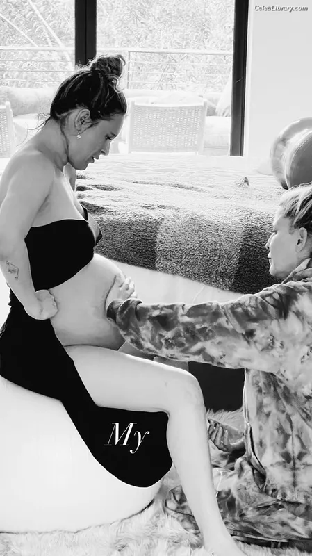 Rumer Willis photo 24 of 149