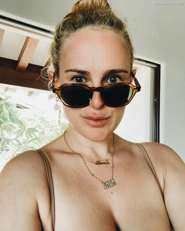 Rumer Willis photo 6 of 149