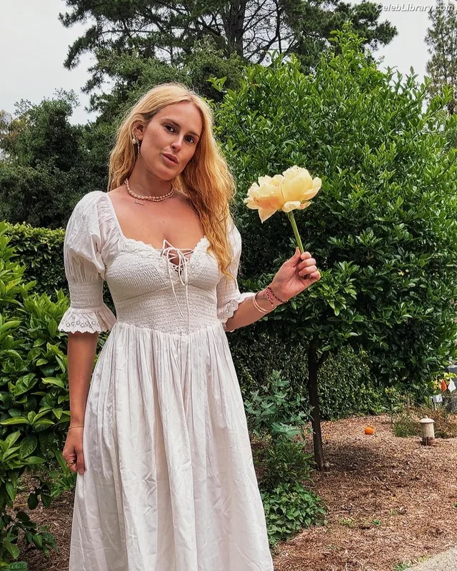 Rumer Willis photo 1 of 149