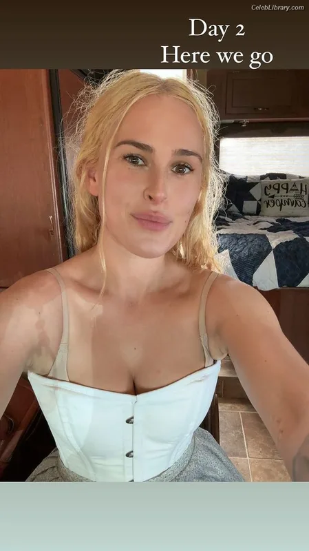 Rumer Willis photo 12 of 149