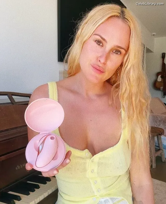 Rumer Willis photo 14 of 149