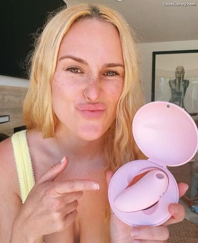 Rumer Willis photo 15 of 149