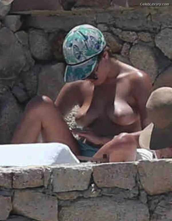 Rumer Willis photo 5 of 149
