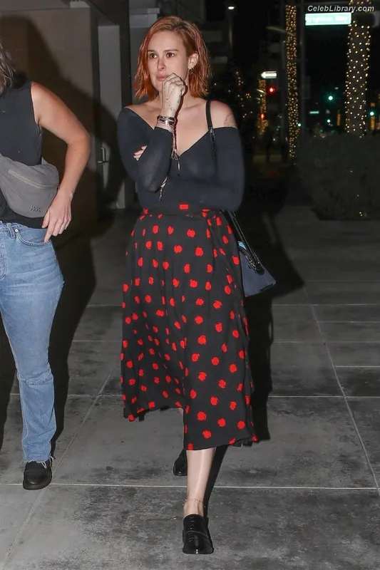 Rumer Willis photo 11 of 149