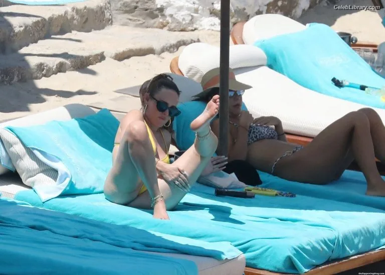 Rumer Willis photo 13 of 149