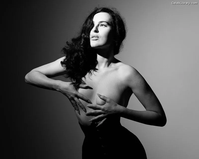 Rumer Willis photo 14 of 149