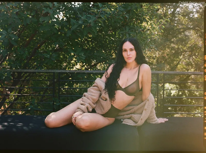 Rumer Willis photo 21 of 149