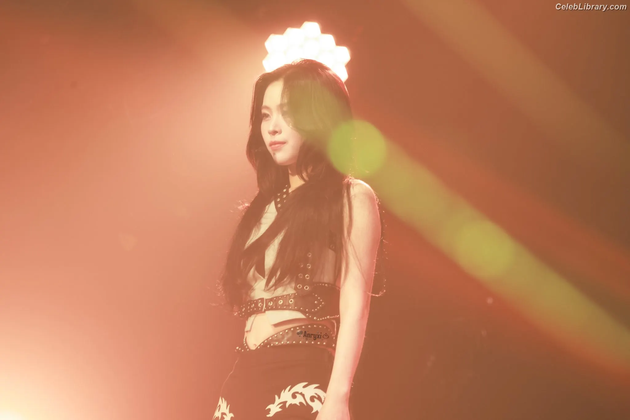 Ryujin (ITZY) photo 8 of 522