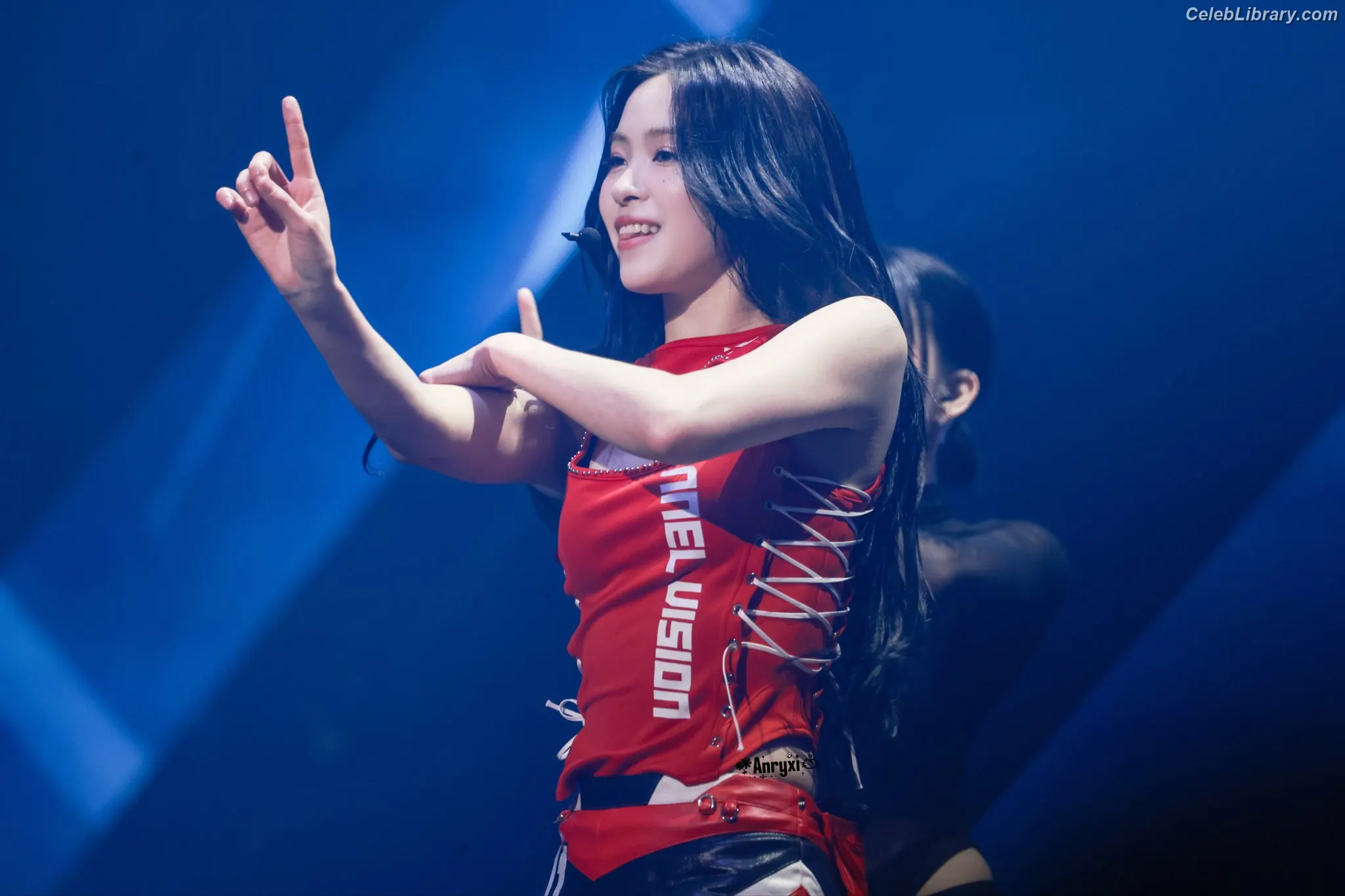 Ryujin (ITZY) photo 10 of 522