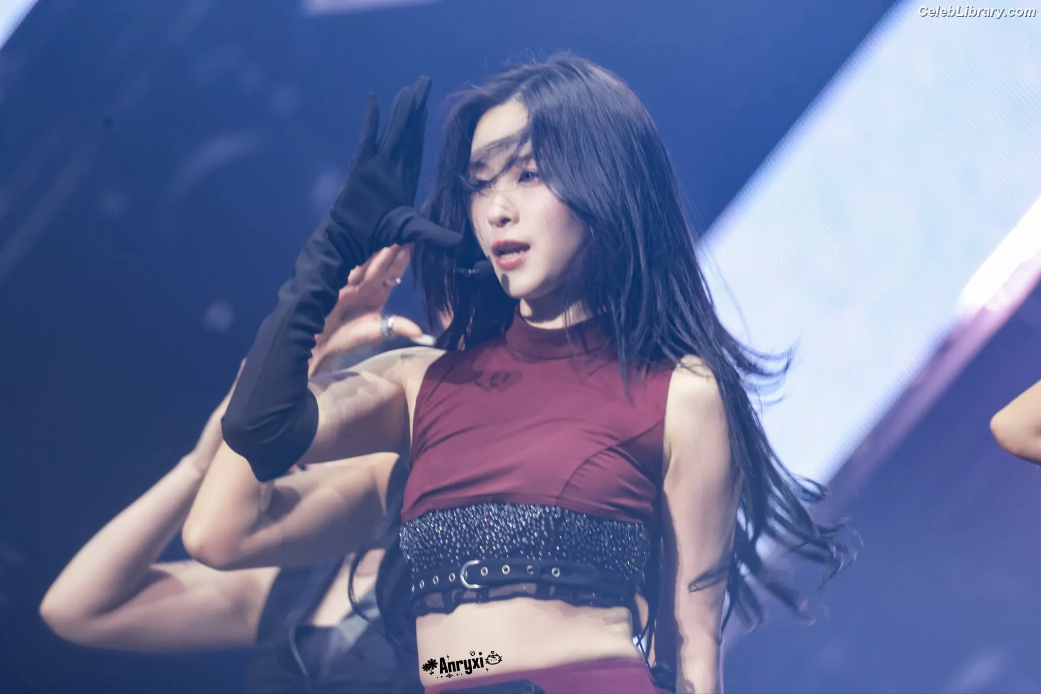 Ryujin (ITZY) photo 15 of 522
