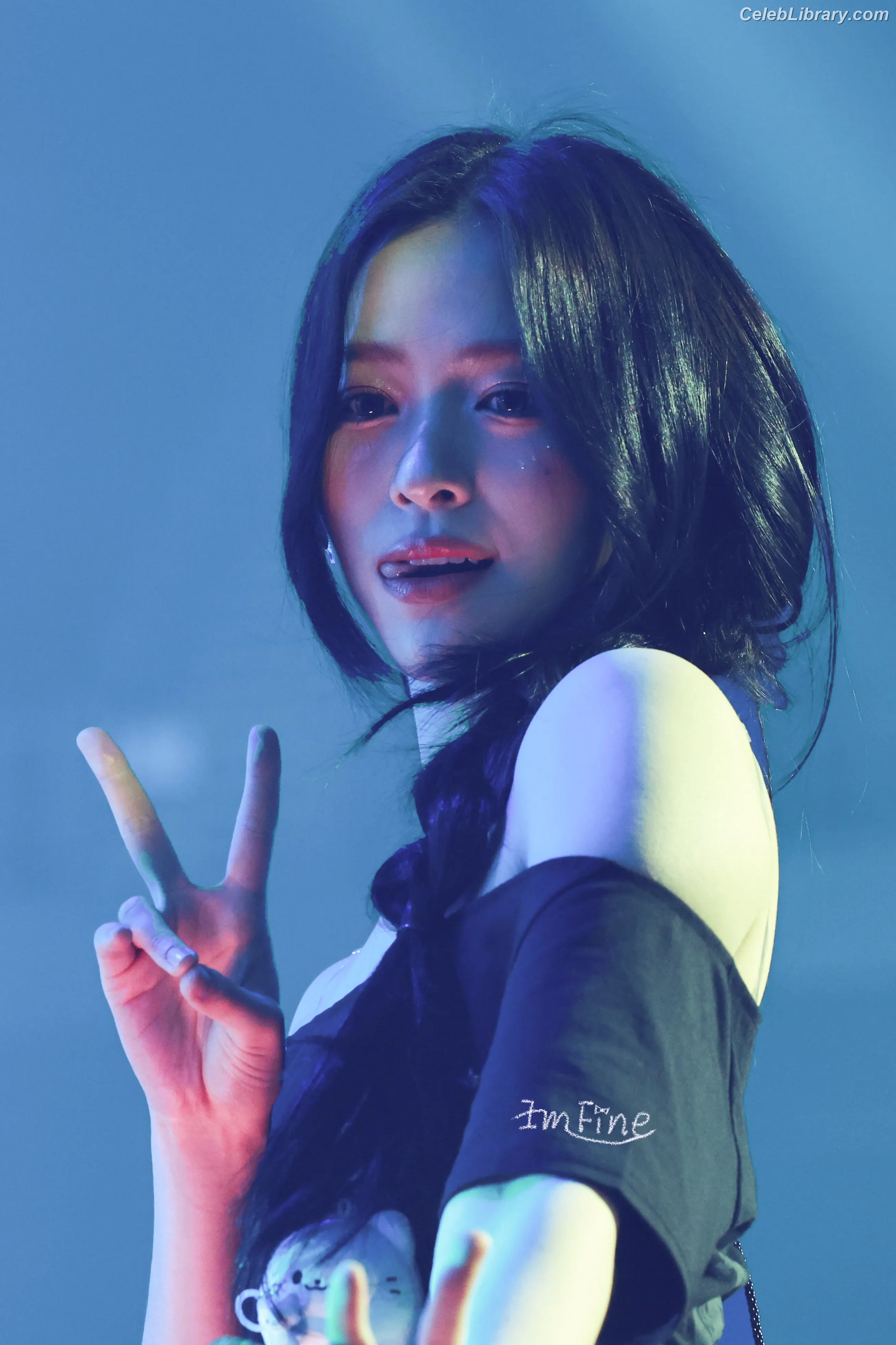 Ryujin (ITZY) photo 19 of 522