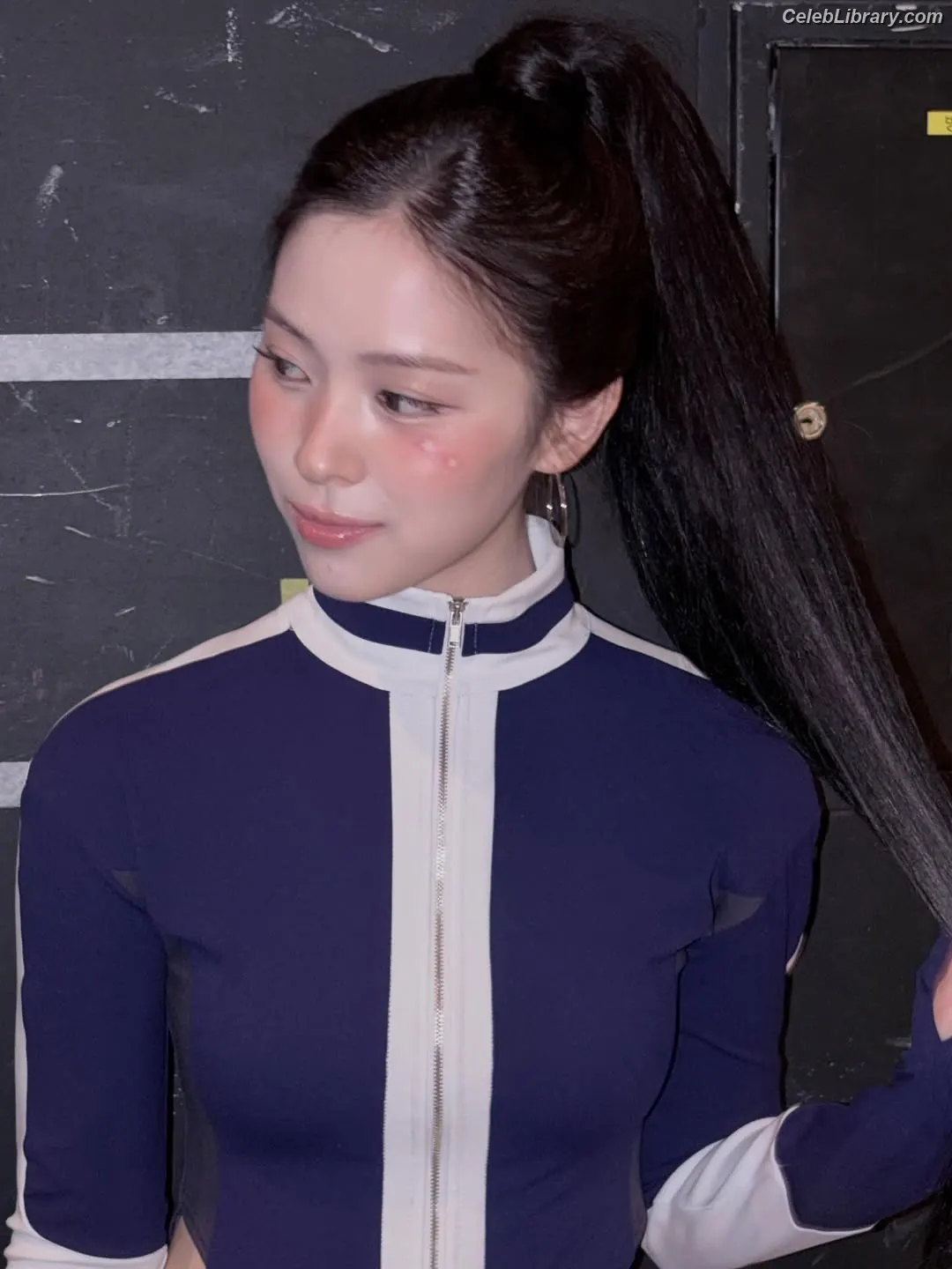 Ryujin (ITZY) photo 1 of 522